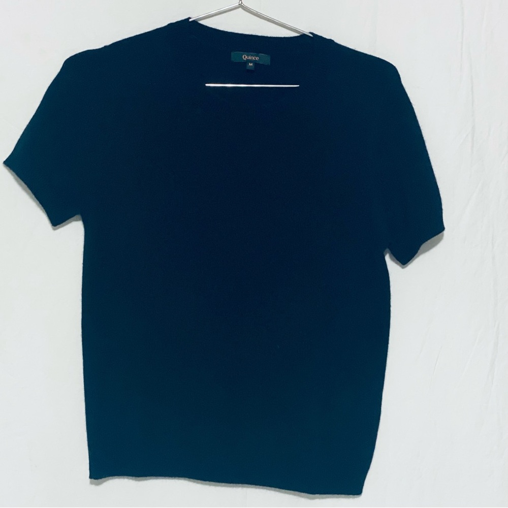 Quince Women's Black Crew Neck Sweater